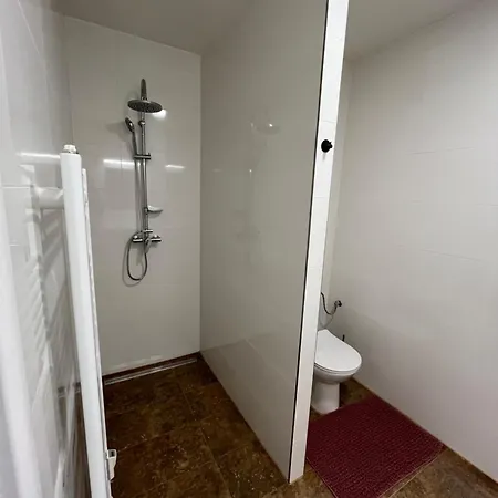 Apartment Kastanova 27